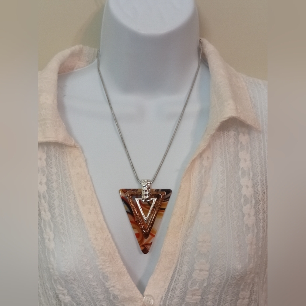 Triangular Pendant Necklace with Multicolor Design - Picture 3 of 5